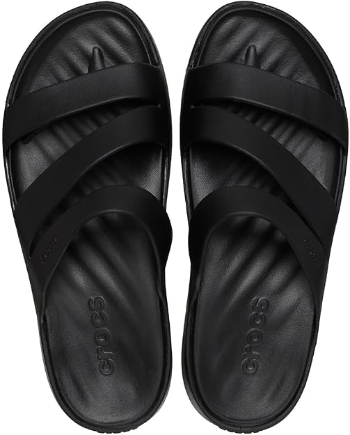Load image into Gallery viewer, Crocs Getaway Strappy Sandals Womans - Black [SIZ:W6]
