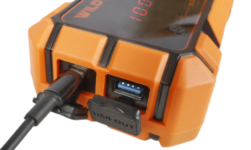 Load image into Gallery viewer, Wildtrak 12v Jump Starter S2000
